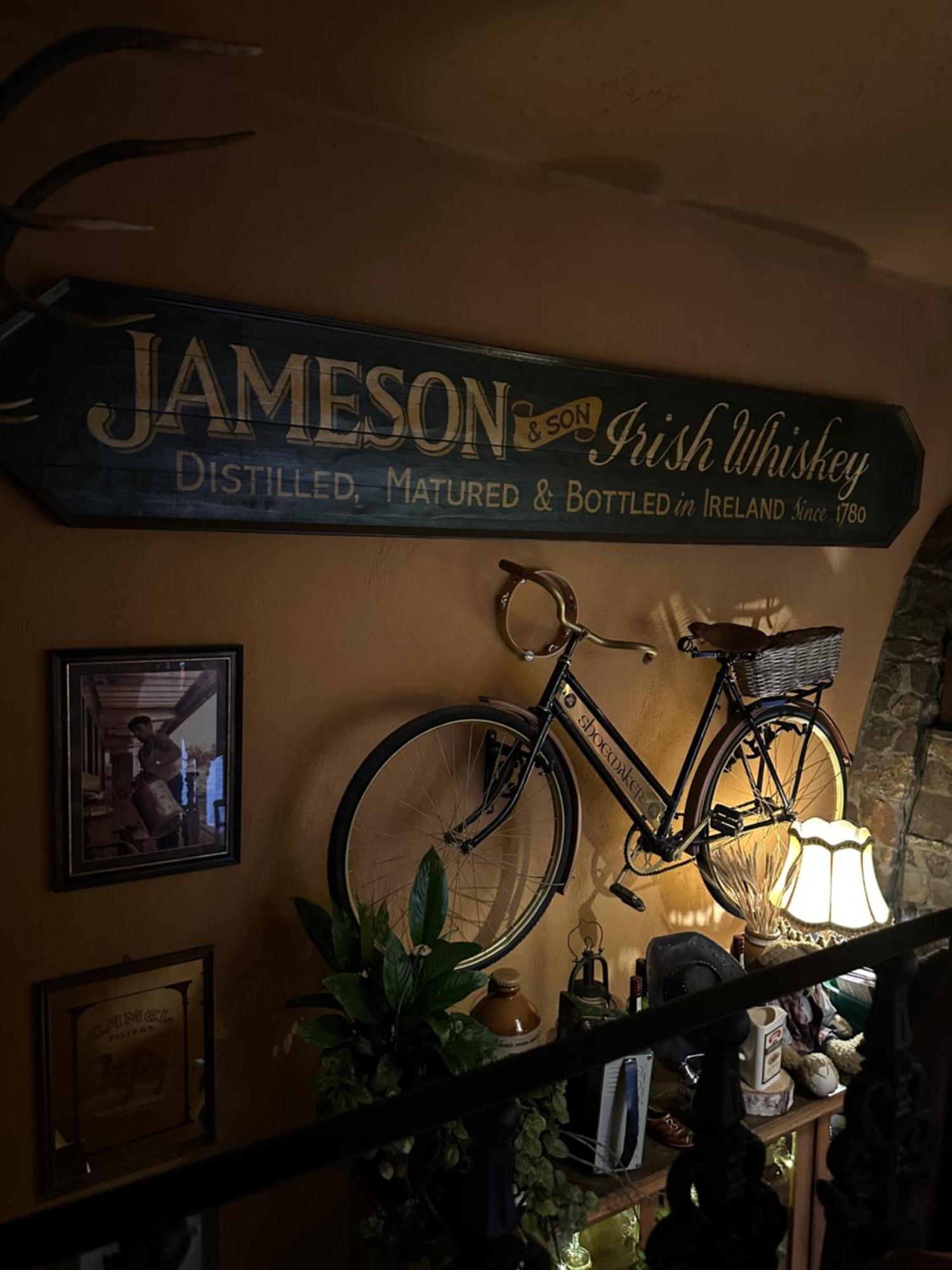 קילצה Shoemaker Irish Pub & Accommodation מראה חיצוני תמונה