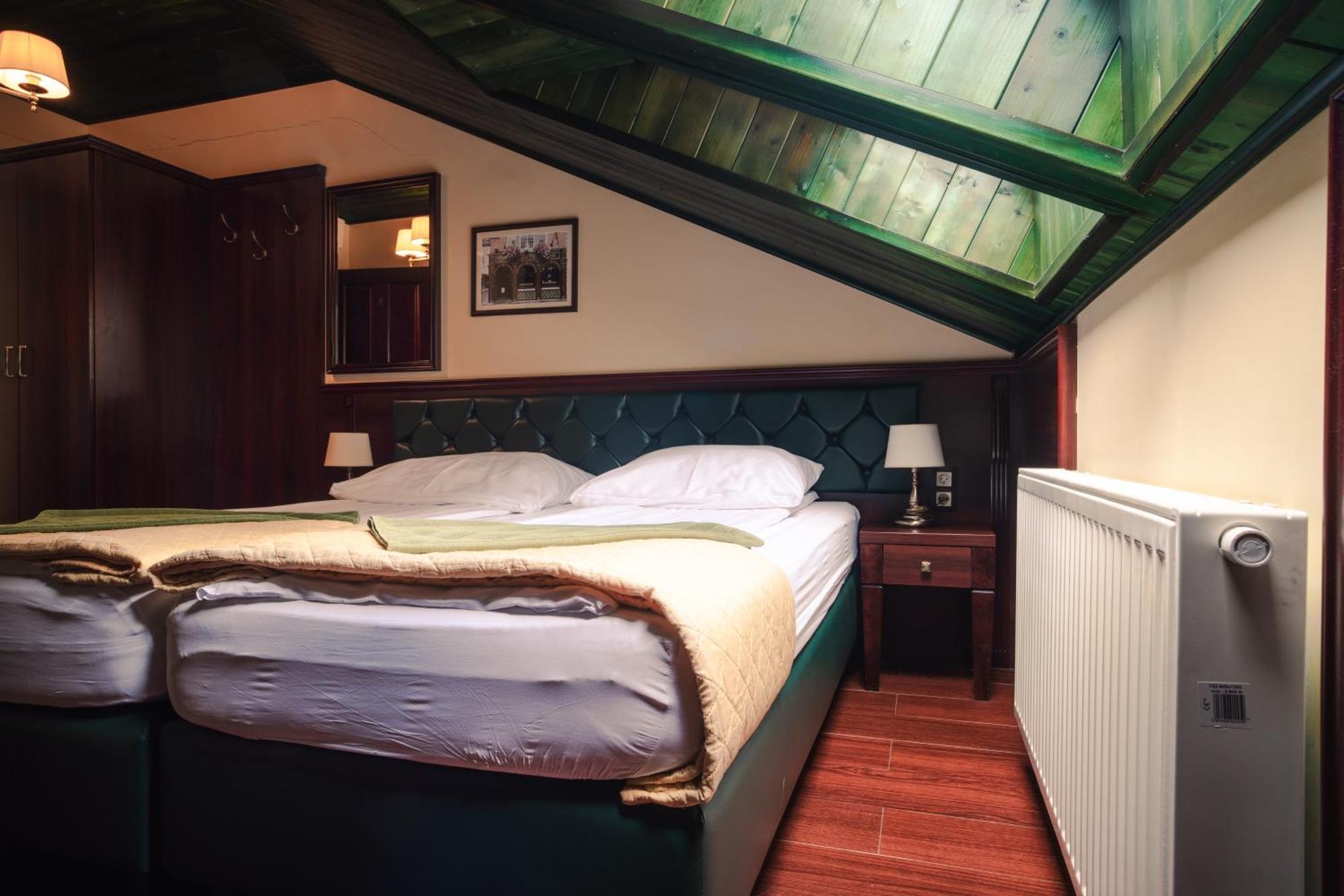 קילצה Shoemaker Irish Pub & Accommodation מראה חיצוני תמונה